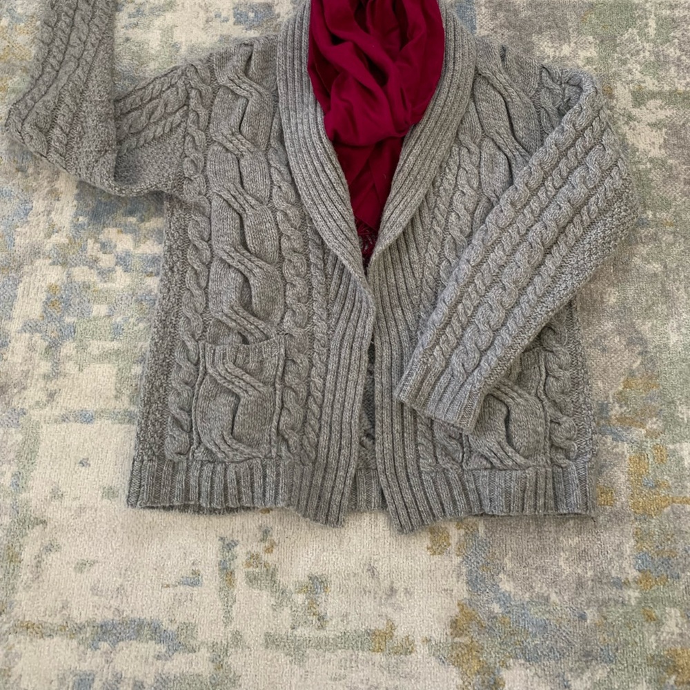 NWOT Women’s 100% Wool Aran Mor Cardigan from Ireland size M